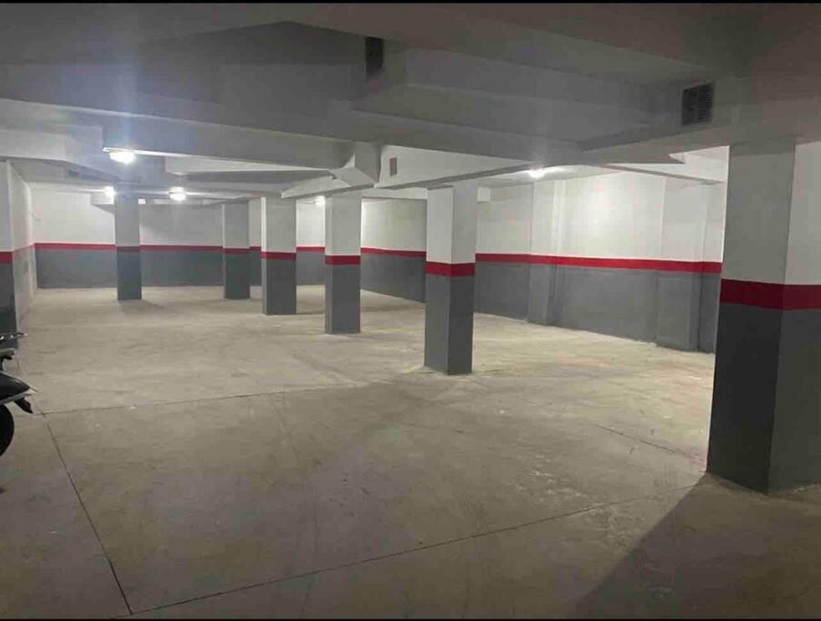 Appartement Bien Situe A Gueliz Маракеш Екстериор снимка