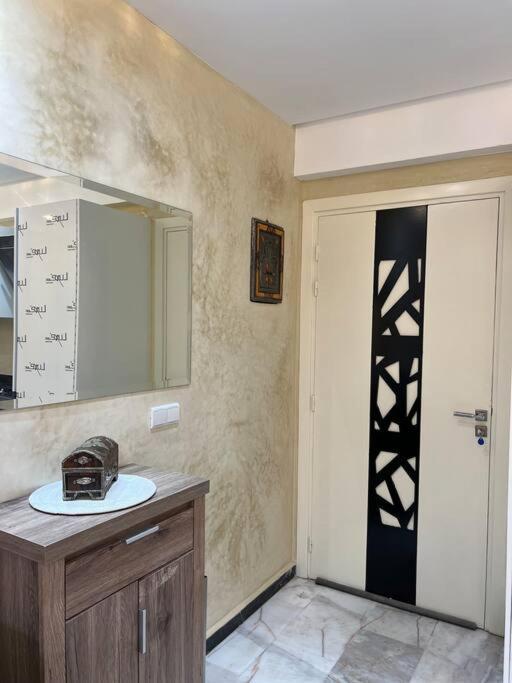 Appartement Bien Situe A Gueliz Маракеш Екстериор снимка