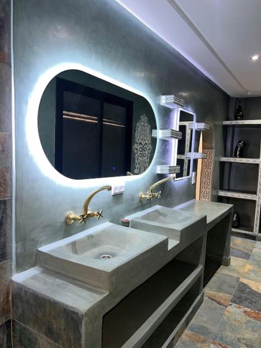 Appartement Bien Situe A Gueliz Маракеш Екстериор снимка